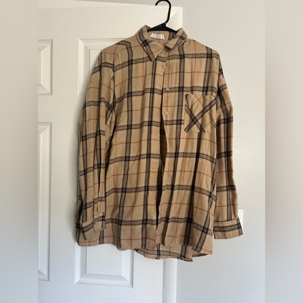 Carly Jean Los Angeles Tan Plaid Button Down Flannel Shirt